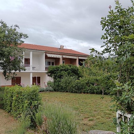 Apartments Lana Starigrad Paklenica Zewnętrze zdjęcie
